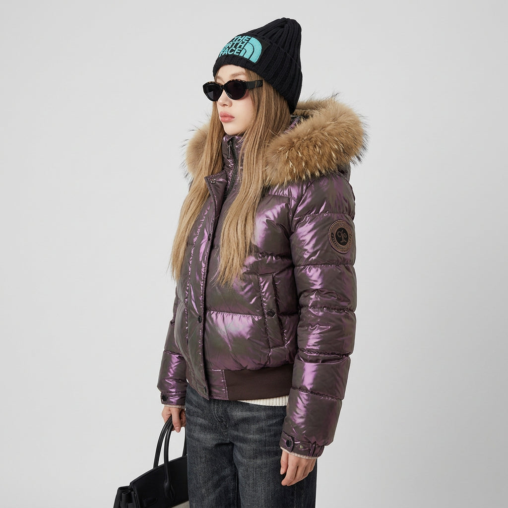 Women's short hooded puffer jacket for casual autumn and winter outfits