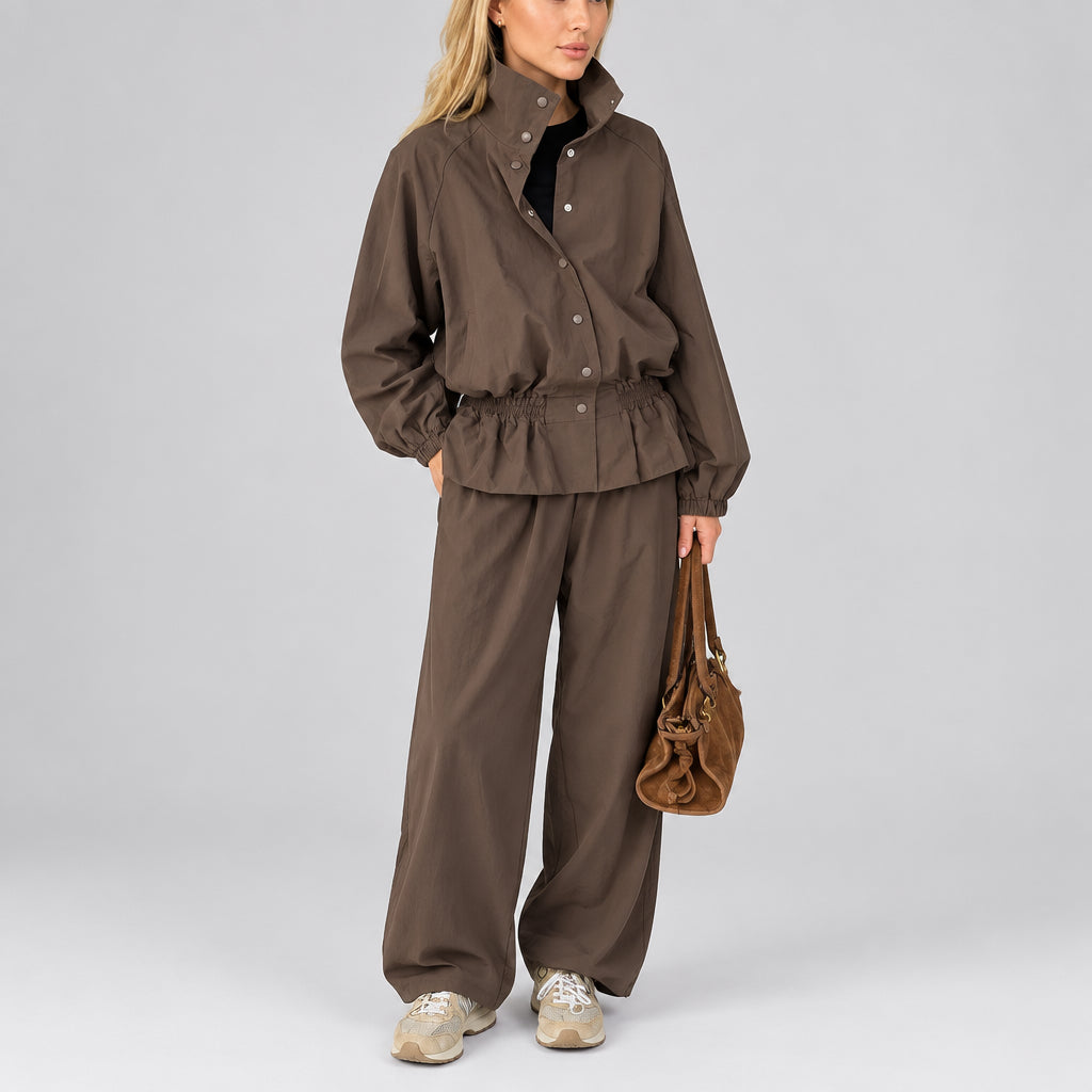 women's two piece set
women's matching set
women's jacket and pants set
women's wide leg pants set
women's casual two piece outfit
women's matching outfit
women's streetwear set
women's coordinated set
women's high waist pants set
women's casual tracksuit
women's relaxed fit outfit
women's spring outfit
women's summer outfit
women's everyday outfit
women's travel outfit