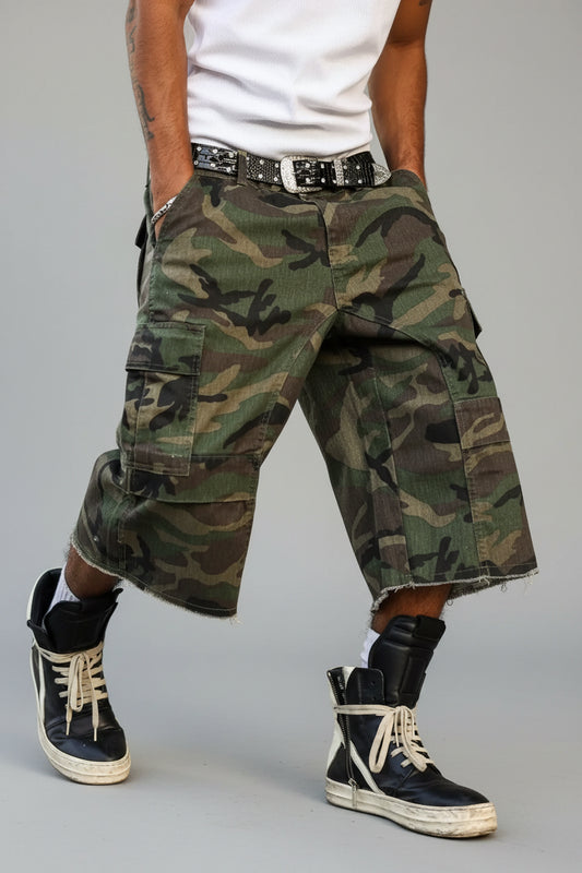 long camo jorts, baggy jorts men, streetwear jorts, luxury streetwear shorts, oversized camo shorts, Y2K jorts, hip hop fashion shorts, urban streetwear clothing, cargo jorts men, big boy jorts