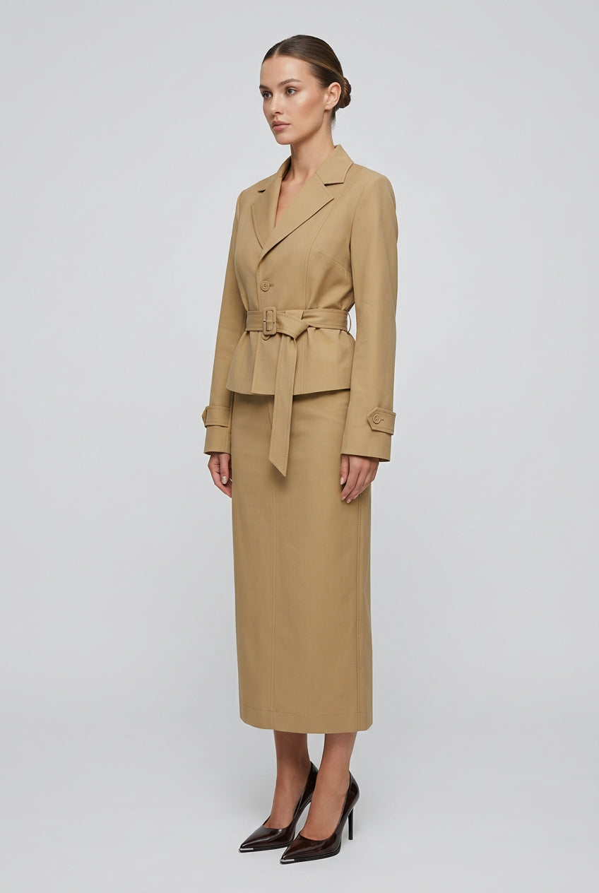 Coordinated khaki tailoring for an elegant everyday look