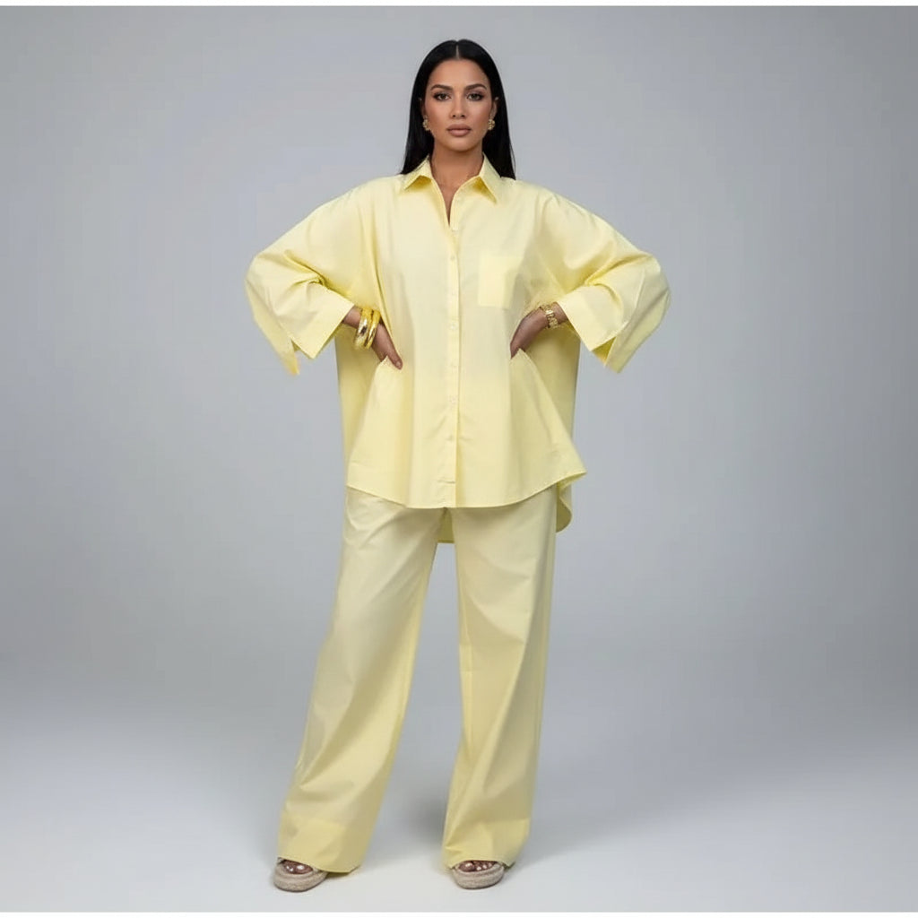 Satin striped oversized shirt and wide legs pants set.