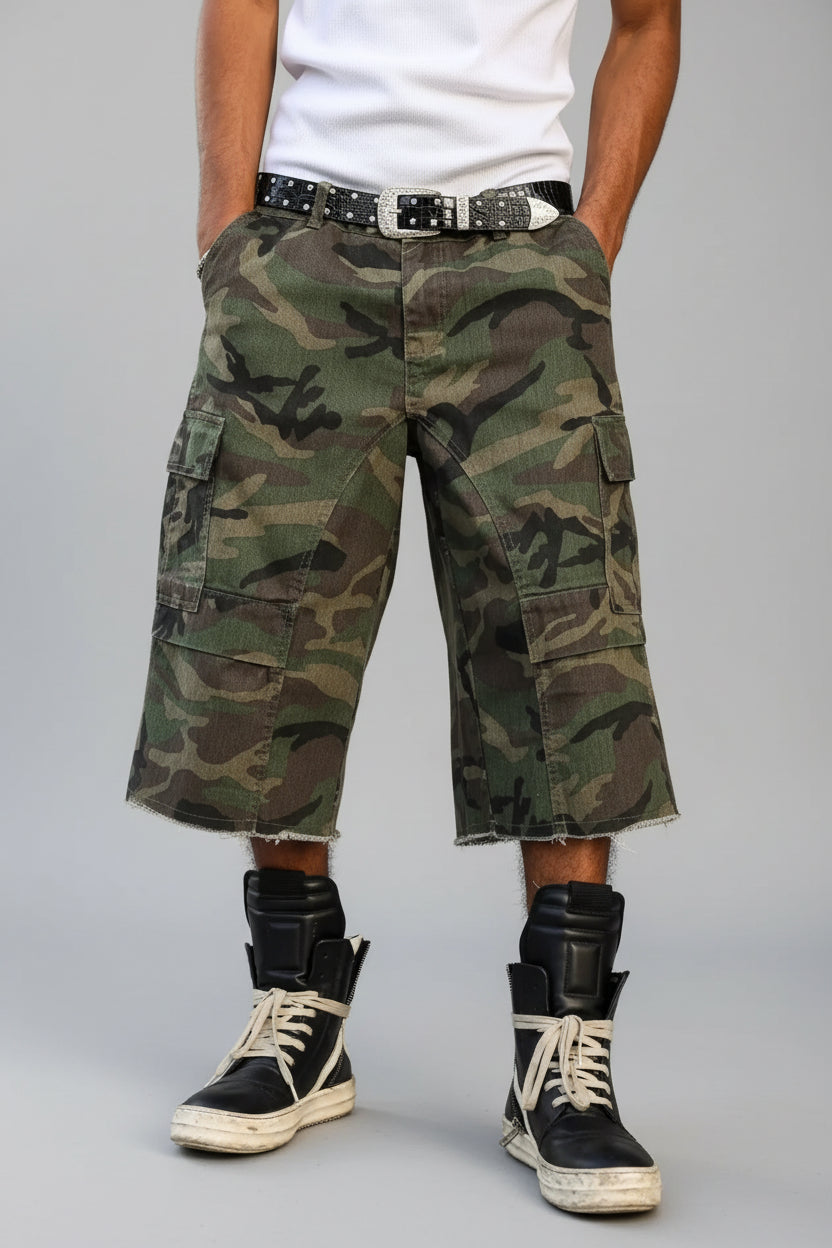 long camo jorts, baggy jorts men, streetwear jorts, luxury streetwear shorts, oversized camo shorts, Y2K jorts, hip hop fashion shorts, urban streetwear clothing, cargo jorts men, big boy jorts