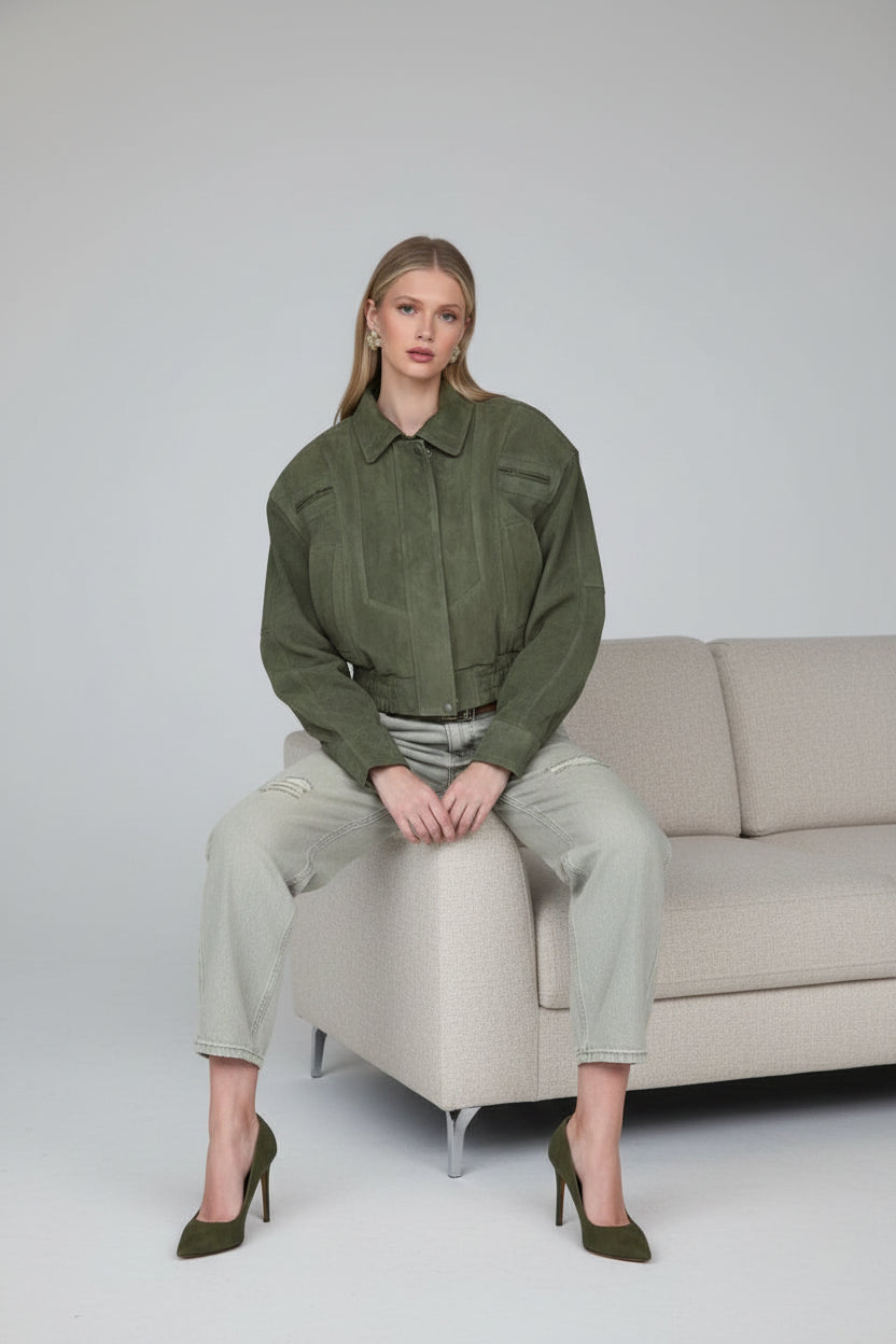 women's cropped jacket, cropped lapel jacket, women's zip up jacket, women's fall jacket, women's autumn jacket, women's casual jacket, women's fashion jacket, lapel collar jacket, women's outerwear, cropped coat women, women's lightweight outerwear, women's high street jacket, casual zip jacket women, stylish women's jacket, women's winter jacket, women's everyday jacket, women's short coat, women's fall outerwear, women's fashion outerwear

