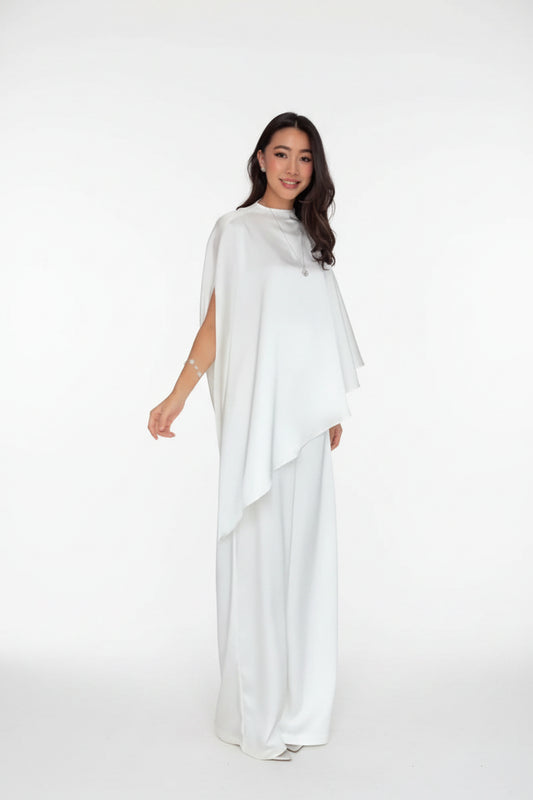 women’s satin two piece set, satin matching set women, vacation outfit women, women’s resort wear, elegant two piece outfit, satin co ord set, loose satin trousers set, chic vacation clothes, luxury lounge set women, summer matching set, travel outfit women, beach vacation outfit, classy two piece set, satin top and pants set, stylish airport outfit women, trendy matching sets, women’s holiday outfit, lightweight vacation clothes, elegant women’s fashion, relaxed fit satin set, summer co ord outfit, vacatio