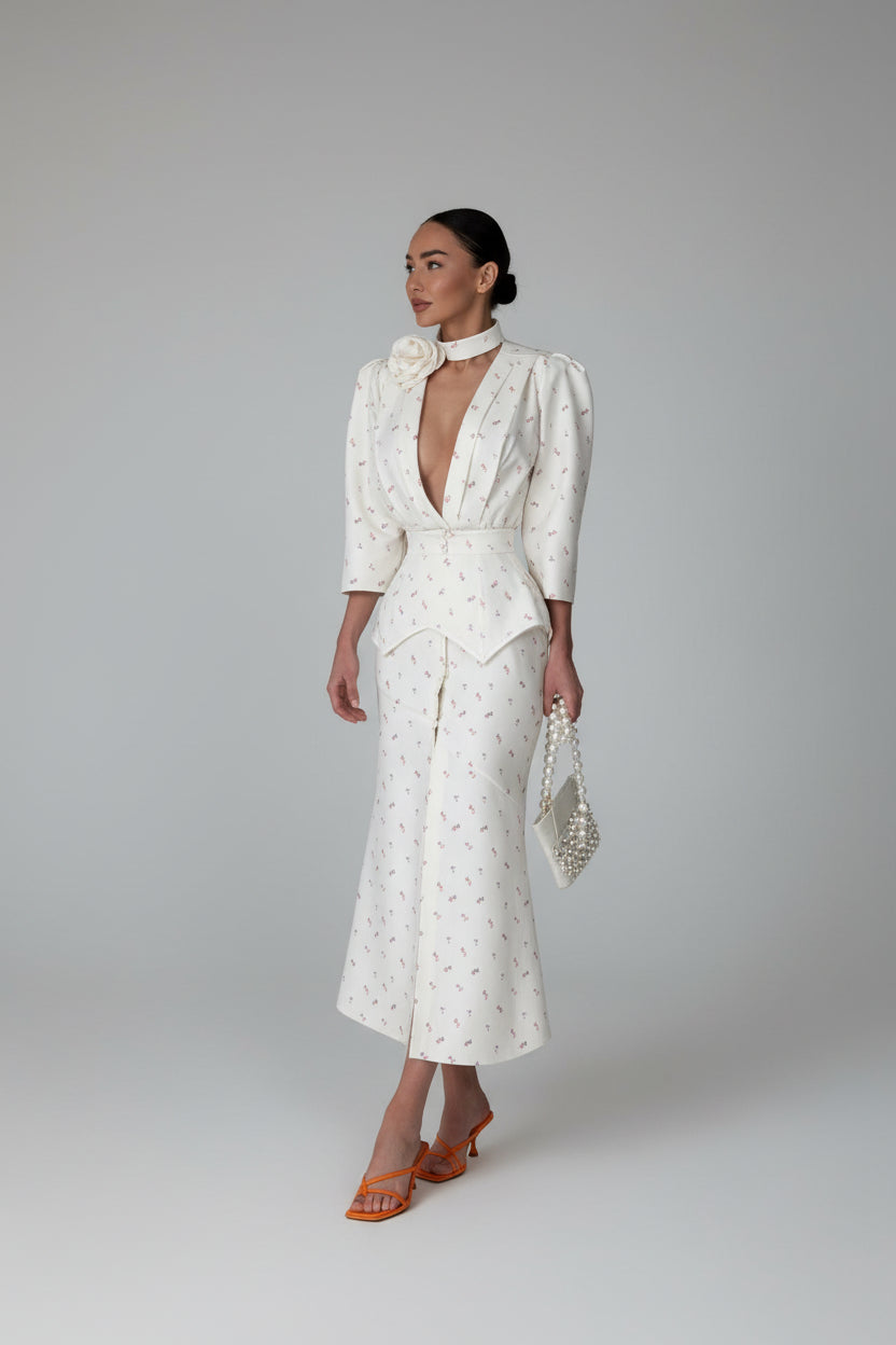women's floral maxi dress, floral maxi dress women, elegant maxi dress, V neck maxi dress, pleated maxi dress, floral print dress, A line maxi dress, long sleeve maxi dress, ankle length dress, summer floral dress, wedding guest maxi dress, garden party dress, brunch dress women, vacation maxi dress, romantic floral dress, feminine maxi dress, elegant casual dress, long knit dress women, long sweater dress, women's knit dress, cozy sweater dress, fall knit dress, chic long dress, women's occasion dress, flo