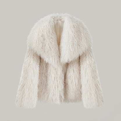 Plush faux fur coat product detail