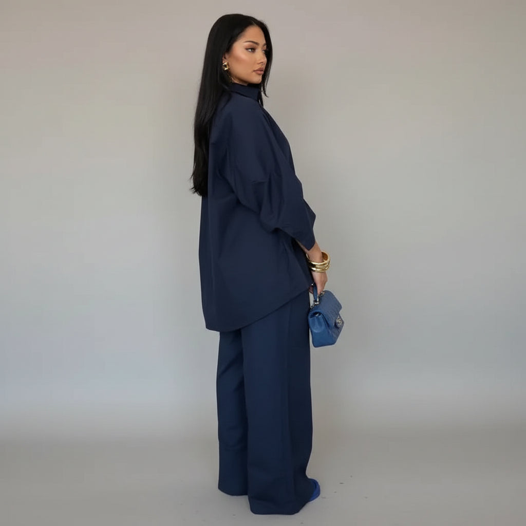Satin striped oversized shirt and wide legs pants set.