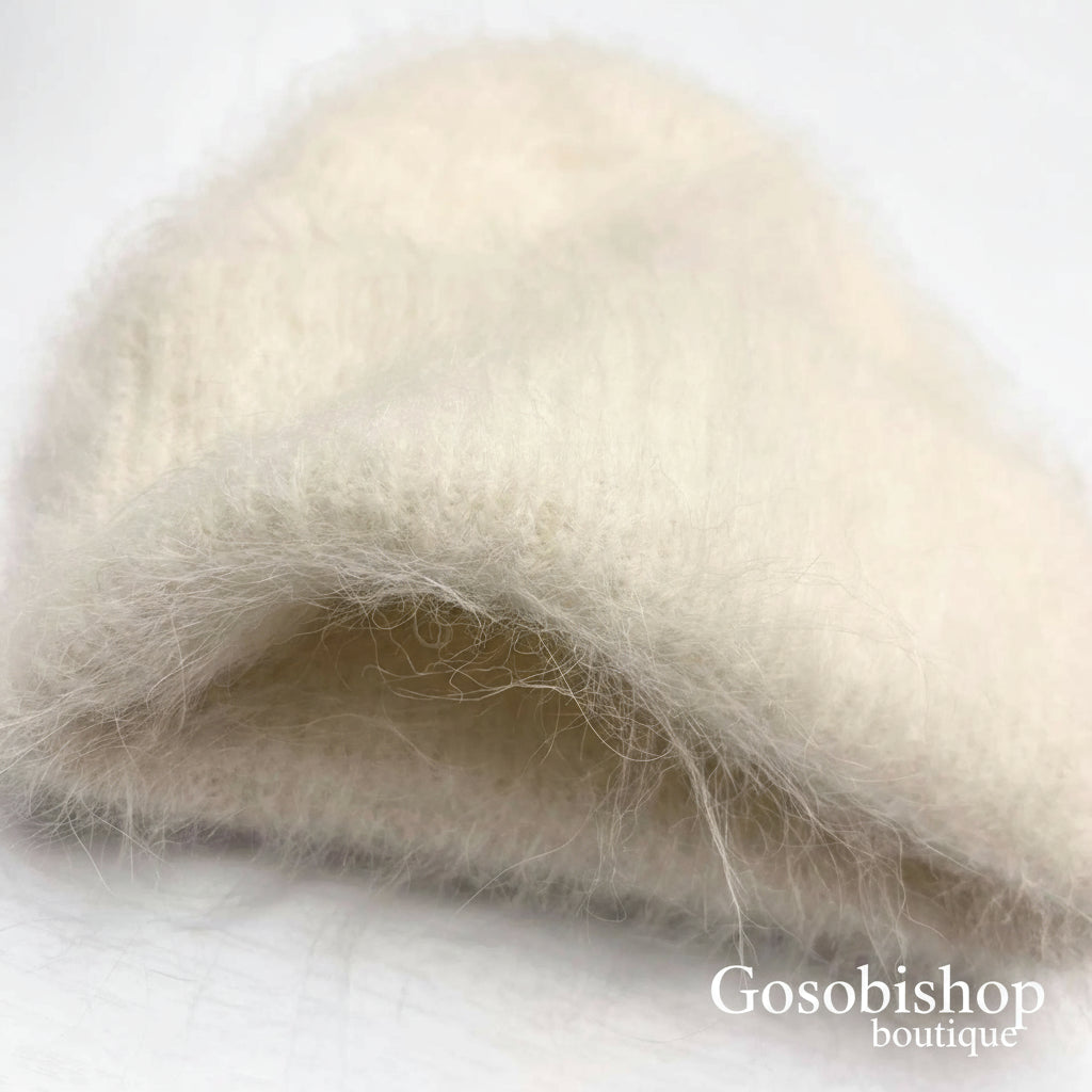 alpaca hat
fall beanie
tuque
beanies for women
wool beanie
silk lined beanie
best beanies
wool hats for women
wool bucket hat
merino wool hat
wool beret
canada goose beanie hat
custom knit beanies
apres ski hat
ami beanie
women carhartt beanie
womens beanie with pom
black beanie with pom pom
merino wool beanie mens