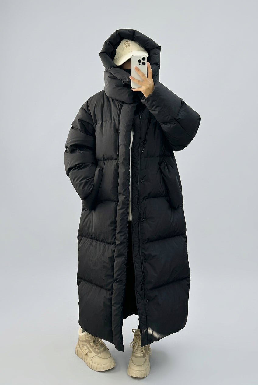 Women's long hooded puffer coat for everyday winter wear