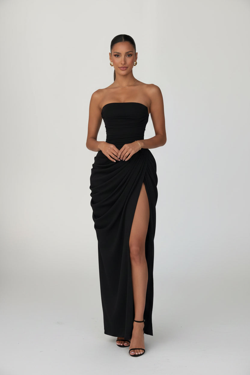 pleated dress women, women's pleated dress, elegant pleated dress, waist cinching dress women, sleeveless dress women, slim fit dress women, A line dress women, women's evening dress, elegant party dress, date night dress women, dinner dress women, fall dress women 2026, fall fashion 2026, short pleated dress, long pleated dress, women's occasion dress, cocktail dress women, birthday party dress, girls night out dress, feminine dresses women, stylish dresses 2026
