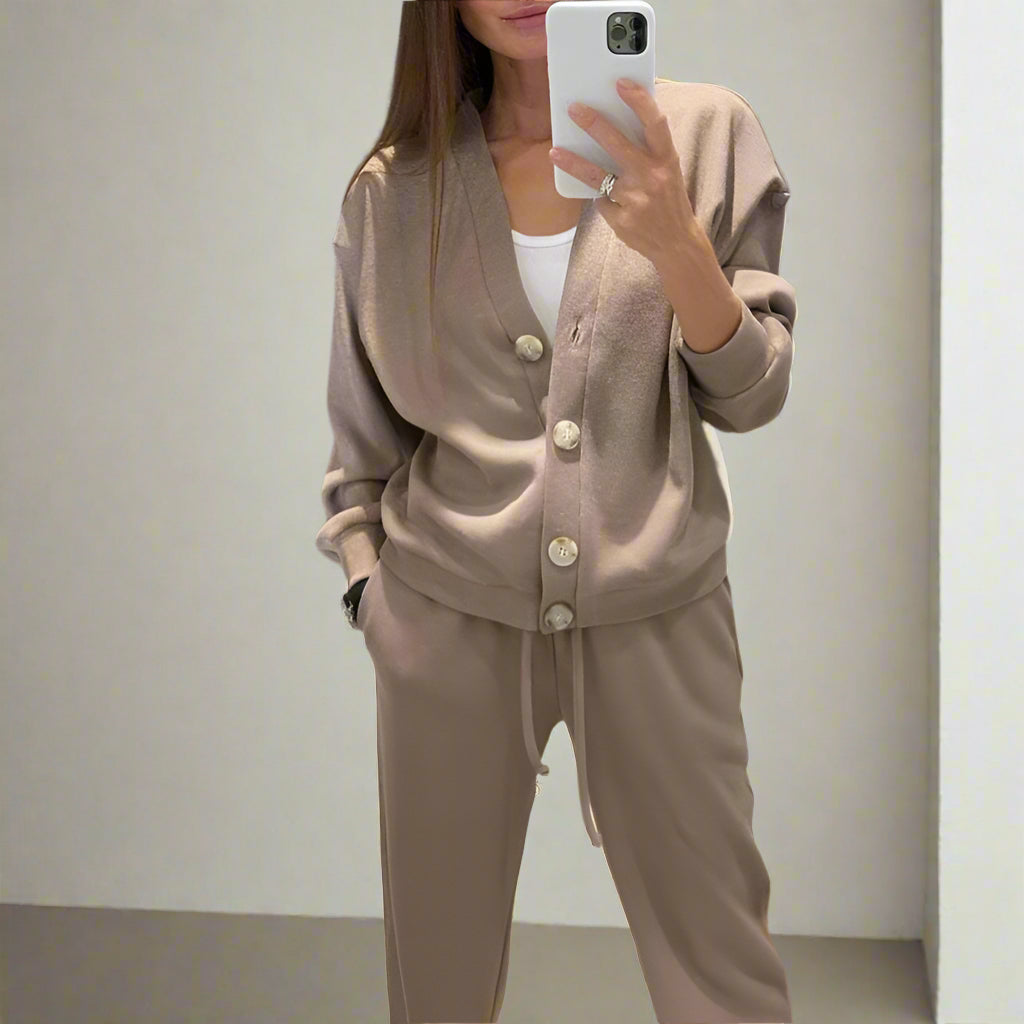 fall wear
fall fashion
knit trousers
fall tops
cashmere cardigan
long cardigan
oversized cardigan
lounge pants
black cardigan women
long cardigans for women
khaite cardigan
fall clothes
cotton cardigan
fall outfits
cashmere lounge set
womens cardigan sweaters
chunky cardigan
kimono cardigan