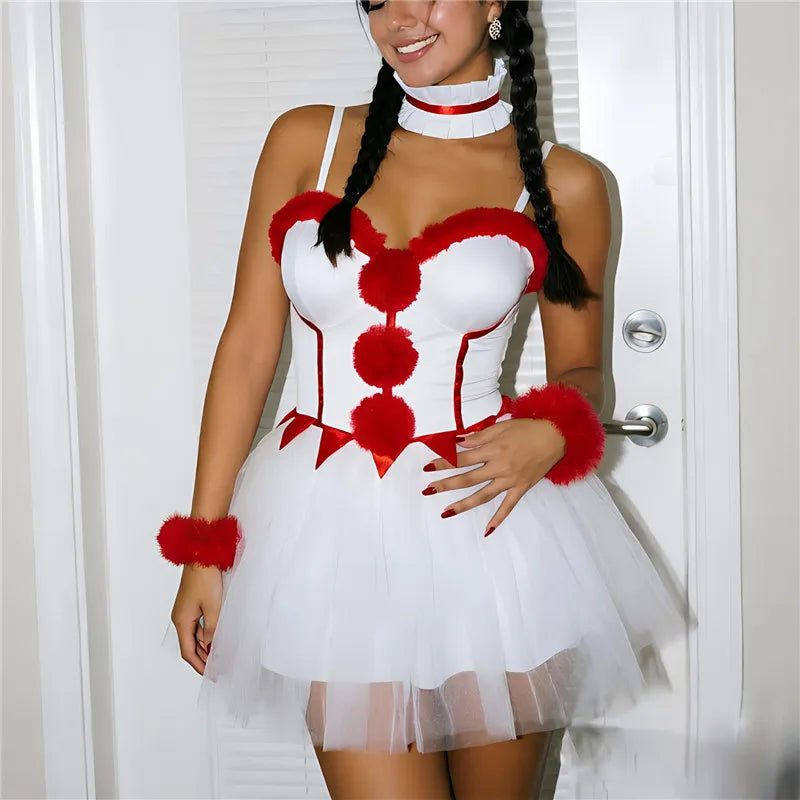 Women's Halloween costume with coordinating accessories