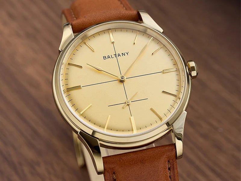 Men Automatic Watch 38.5mm Manual Winding Mechanical Wristwatch 50m Waterproof Small Second Dial.