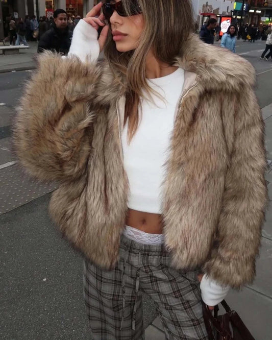 Faux fur jacket with zipper. - GoSobiShop Boutique